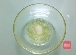 Illustration of how to make two-color protein sugar 4