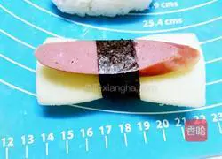 How to make sausage cheese sushi Illustration 7