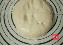 Illustration of how to make green onion layer cake 2