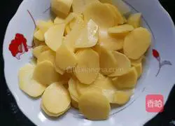 Potato ham Illustration of how to make shrimp cakes 1