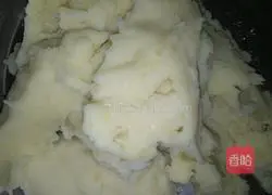 Illustration of how to make steamed potato cakes 2