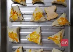 Illustration of how to make crispy hand-caught cakes 2