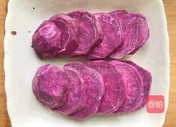 Illustration of how to make yogurt and purple sweet potato puree 1