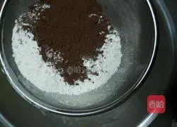 Christmas Cream Strawberry Cake (6 inches) Recipe Illustration 5