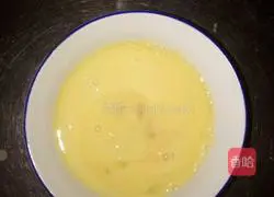 Illustration of how to make egg pancakes 2
