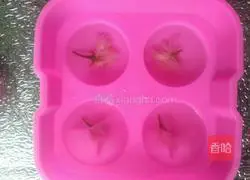 Water Illustration of how to make Xinxuan cake 7