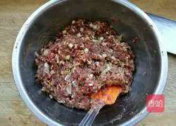 Thousand Layers Illustration of how to make beef patties 5