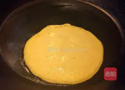 Illustration of how to make milk-flavored cornmeal cake 3