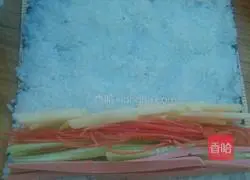 Illustration of how to make ham sushi 2