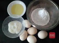 Illustration of how to make eight-inch sponge cake (whipped with whole eggs) 1