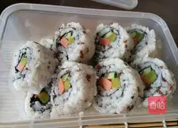 Illustration of how to make sushi 9