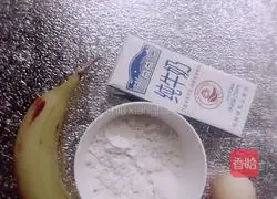 Illustration of how to make banana pancakes 1