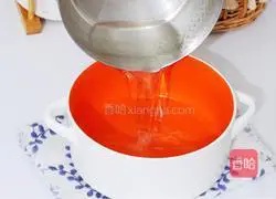 Coconut peach cake recipe illustration 3