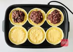 Illustration of how to make the irresistibly delicious ancient red bean wheel cake 4