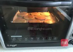 Illustration of how to make shortbread with red bean paste stuffing 12