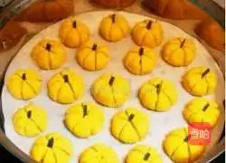 Illustration of how to make pumpkin pie 7