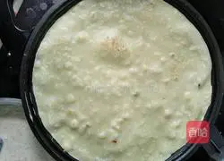 Illustration of how to make fruit and milk pancakes 5