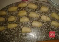 Illustration of how to make wife cake 15