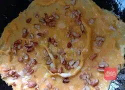 Illustration of how to make egg sweet rolls 4