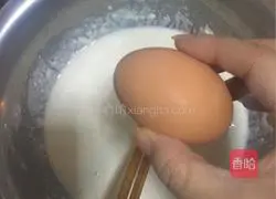 Illustration of how to make kimchi pancake 3