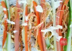 Illustration of how to make flavored enoki mushroom sushi 7