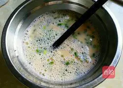 Illustration of how to make nutritious breakfast noodles 3