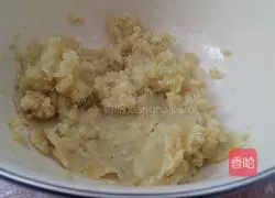 Illustration of how to make banana and sweet potato cake 2