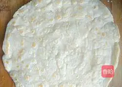 Illustration of how to make shredded bean sprouts fried pancakes 6