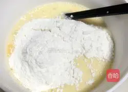 Illustration of how to make thousand-layer cake crust 4