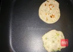 Illustration of how to make hand-shredded shortbread 6