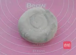 Illustration of how to make scallion pancakes 14