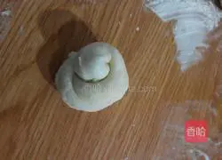 Illustration of how to make cabbage stuffed pancakes 3