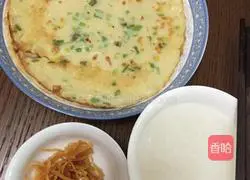 Illustration of how to make scallion egg pancake 7