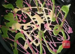 Illustration of how to make colorful bird's nest egg cake 6