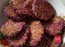 Purple Sweet Potato Illustration of making sesame cake 9