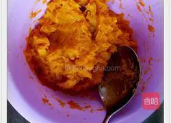 Illustration of how to make sweet pumpkin cake 2