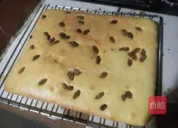 Grape Sponge Cake Recipe Illustration 7