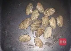 Illustration of how to make Italian seafood rice noodles (egg tofu cake, clam) 9