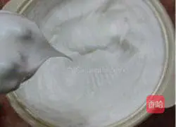 How to make 6-inch cream strawberry cake 3