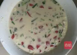 Illustration of how to make love cherry tomato pancakes 6