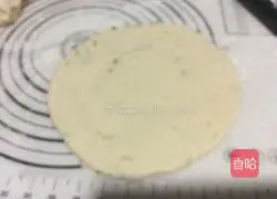 Home-style scallion pancake recipe 8