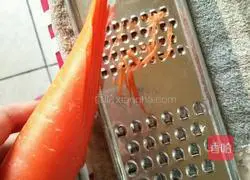 Illustration of how to make enoki mushroom sushi 2