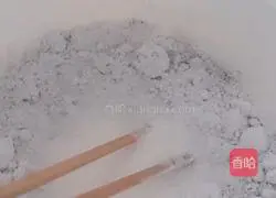 Illustration of making soy milk dregs pancakes 3