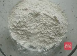 Illustration of how to make egg and vegetable burritos 3