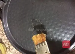 Illustration of how to make egg and green onion cake 4