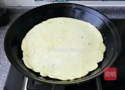 Illustration of how to make chive egg pancake 9