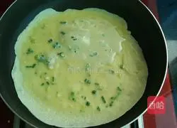 Illustration of how to make egg pancakes 4
