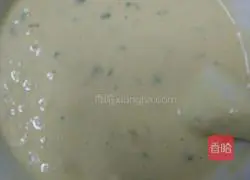 Illustration of how to make folk egg pancakes 3