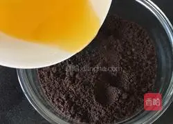 Oreo Cream Mousse Illustration of how to do it 1