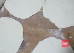 Illustration of how to make bean paste pie 3